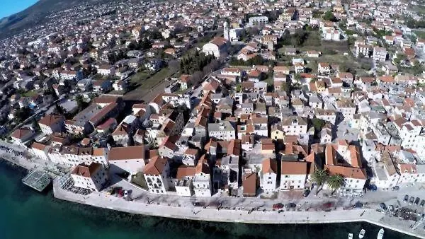 아파트 Lola Kaštela